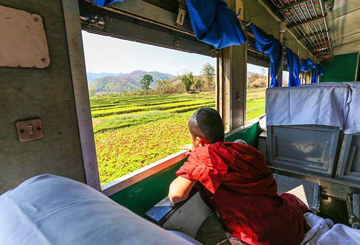 Trains from Yangon to Mandalay