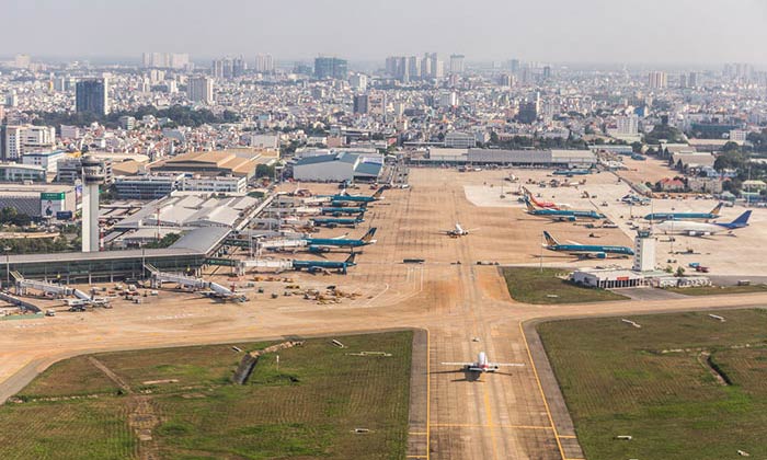 From Ho Chi Minh to Da Nang by Flight